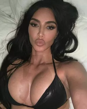 Kim Kardashian OnlyFans Leaked Free Thumbnail Picture - #iYl0wUvPtJ
