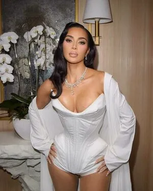 Kim Kardashian OnlyFans Leaked Free Thumbnail Picture - #kBLHmoHRPI