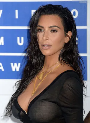 Kim Kardashian OnlyFans Leaked Free Thumbnail Picture - #kSx16DkCA2