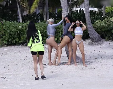 Kim Kardashian OnlyFans Leaked Free Thumbnail Picture - #kWW1s1Cslg