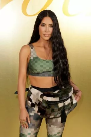 Kim Kardashian OnlyFans Leaked Free Thumbnail Picture - #kYleM70ZKy