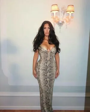 Kim Kardashian OnlyFans Leaked Free Thumbnail Picture - #mEjK7Qvh7c