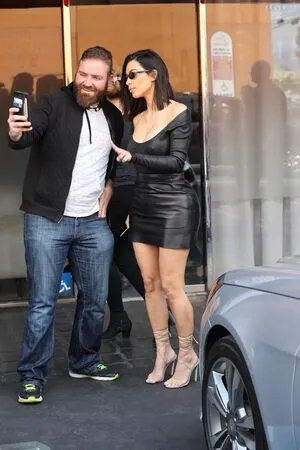 Kim Kardashian OnlyFans Leaked Free Thumbnail Picture - #mZigCWV6Dp