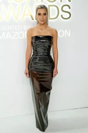 Kim Kardashian OnlyFans Leaked Free Thumbnail Picture - #nTc70Rkp3j