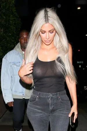 Kim Kardashian OnlyFans Leaked Free Thumbnail Picture - #njt6mpocvX