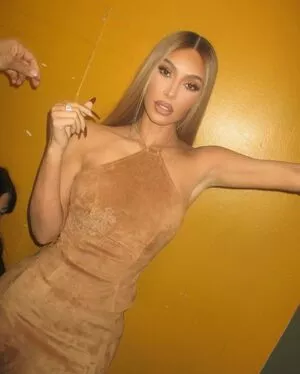 Kim Kardashian OnlyFans Leaked Free Thumbnail Picture - #oVO9UzrGed