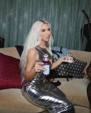 Kim Kardashian OnlyFans Leaked Free Thumbnail Picture - #oZqKlKTROX