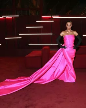 Kim Kardashian OnlyFans Leaked Free Thumbnail Picture - #otey7iwW8e