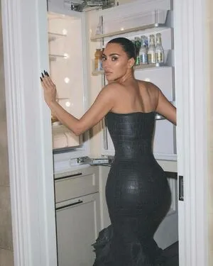 Kim Kardashian OnlyFans Leaked Free Thumbnail Picture - #pNCa442OmR