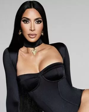 Kim Kardashian OnlyFans Leaked Free Thumbnail Picture - #pkIzoby4Y5
