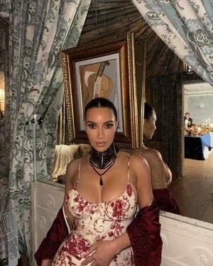 Kim Kardashian OnlyFans Leaked Free Thumbnail Picture - #prHFK6Xz2b