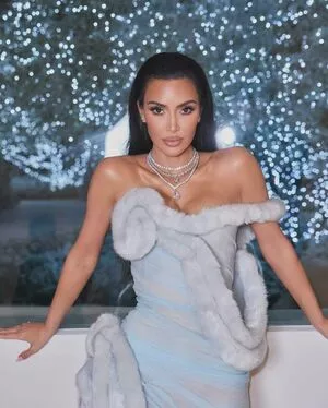 Kim Kardashian OnlyFans Leaked Free Thumbnail Picture - #pzUnWPptIb