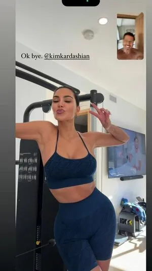 Kim Kardashian OnlyFans Leaked Free Thumbnail Picture - #q3wPLYzeLO