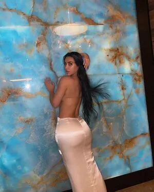 Kim Kardashian OnlyFans Leaked Free Thumbnail Picture - #r5R6YuMPYB