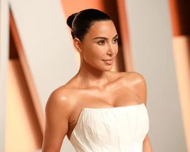 Kim Kardashian OnlyFans Leaked Free Thumbnail Picture - #rsPclU34lf