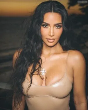 Kim Kardashian OnlyFans Leaked Free Thumbnail Picture - #sM060lmGum