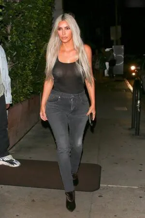 Kim Kardashian OnlyFans Leaked Free Thumbnail Picture - #sZ6Obs0afe