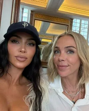 Kim Kardashian OnlyFans Leaked Free Thumbnail Picture - #tAFWhoTpf8