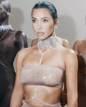 Kim Kardashian OnlyFans Leaked Free Thumbnail Picture - #tkz22DVW8G