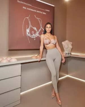 Kim Kardashian OnlyFans Leaked Free Thumbnail Picture - #tzTBWk2TrR