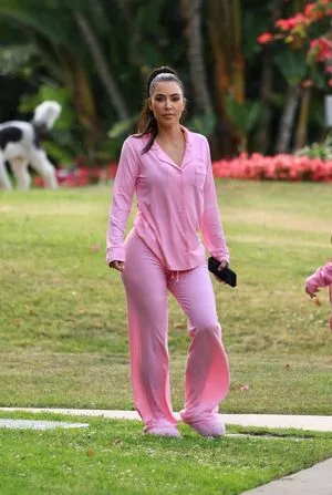 Kim Kardashian OnlyFans Leaked Free Thumbnail Picture - #u887QvY138