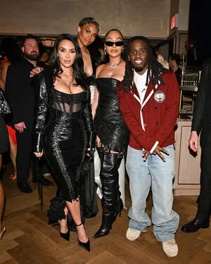 Kim Kardashian OnlyFans Leaked Free Thumbnail Picture - #uBEJbJXWTG