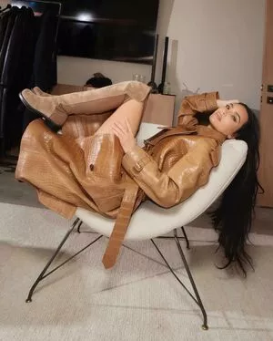 Kim Kardashian OnlyFans Leaked Free Thumbnail Picture - #ulyXZtQoln