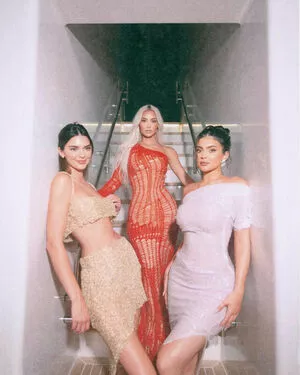 Kim Kardashian OnlyFans Leaked Free Thumbnail Picture - #v8iBTRbGR1