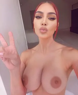 Kim Kardashian OnlyFans Leaked Free Thumbnail Picture - #vpJaWY9dZh