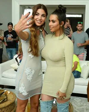 Kim Kardashian OnlyFans Leaked Free Thumbnail Picture - #vzoLgfdhuZ
