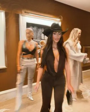 Kim Kardashian OnlyFans Leaked Free Thumbnail Picture - #w4IOOM0YFk