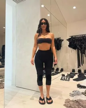 Kim Kardashian OnlyFans Leaked Free Thumbnail Picture - #wZMexNaIQE