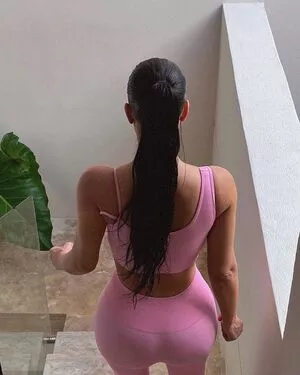 Kim Kardashian OnlyFans Leaked Free Thumbnail Picture - #x7W2EFWSbW