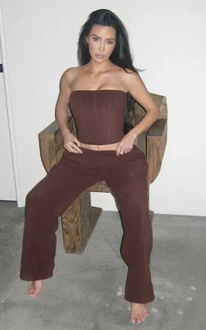 Kim Kardashian OnlyFans Leaked Free Thumbnail Picture - #xSFqUnRgjW
