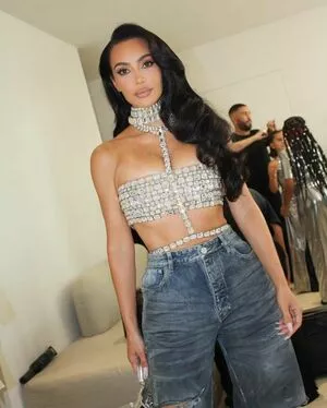 Kim Kardashian OnlyFans Leaked Free Thumbnail Picture - #yDhp0Tpy4s