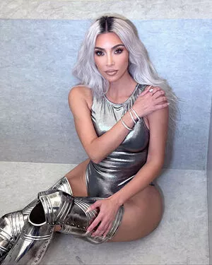 Kim Kardashian OnlyFans Leaked Free Thumbnail Picture - #yNTbzPUFVO