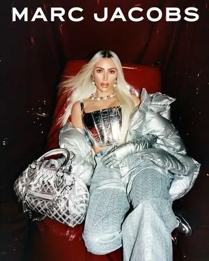 Kim Kardashian OnlyFans Leaked Free Thumbnail Picture - #yz0txmN8yq