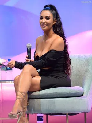 Kim Kardashian OnlyFans Leaked Free Thumbnail Picture - #zftoi33aYE