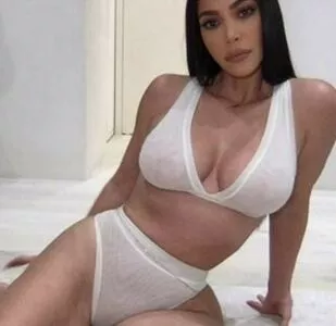 Kim Kardashian OnlyFans Leaked Free Thumbnail Picture - #zhWYx5A7wY