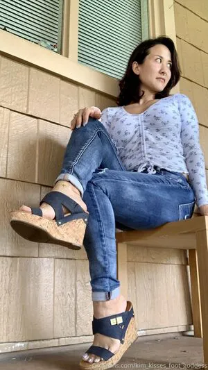 Kim Kisses Foot Goddess OnlyFans Leaked Free Thumbnail Picture - #4zo2e4zMOW