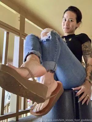 Kim Kisses Foot Goddess OnlyFans Leaked Free Thumbnail Picture - #SvjbfU8LKz
