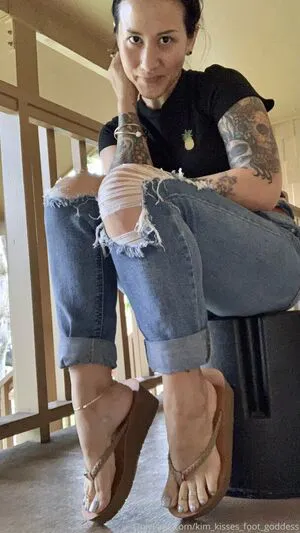 Kim Kisses Foot Goddess OnlyFans Leaked Free Thumbnail Picture - #brGSfYQm3m