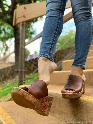Kim Kisses Foot Goddess OnlyFans Leaked Free Thumbnail Picture - #hCncjtZikF