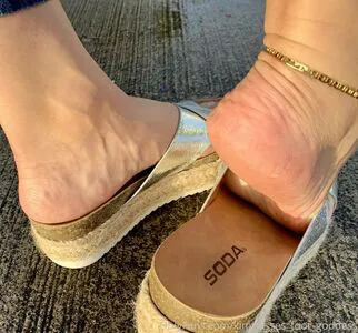 Kim Kisses Foot Goddess OnlyFans Leaked Free Thumbnail Picture - #l5hzlbOMIb