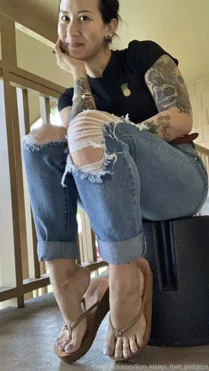 Kim Kisses Foot Goddess OnlyFans Leaked Free Thumbnail Picture - #ouPr6kCs56