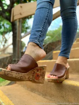 Kim Kisses Foot Goddess OnlyFans Leaked Free Thumbnail Picture - #rLlc5bEVkd