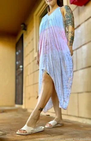 Kim Kisses Foot Goddess OnlyFans Leaked Free Thumbnail Picture - #sIy5G2tUIt