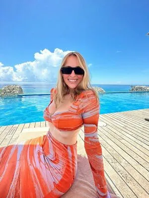 Kim Migneault OnlyFans Leaked Free Thumbnail Picture - #sxN3KHdyKX