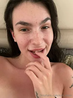 Kim Moor OnlyFans Leaked Free Thumbnail Picture - #2L3btvvdQ3