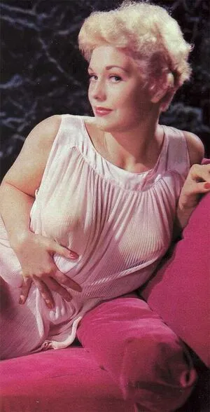 Kim Novak OnlyFans Leaked Free Thumbnail Picture - #NfUaL4Au2G